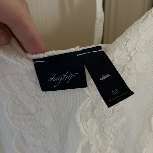 Daytrip Women’s Blouse - Picture 4 of 4